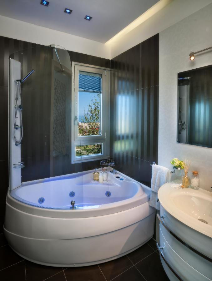 Hotel Vistamare Rivazzurra Di Rimini Zewnętrze zdjęcie