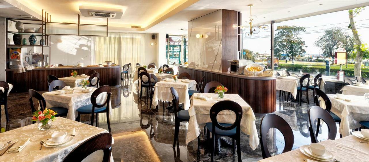 Hotel Vistamare Rivazzurra Di Rimini Zewnętrze zdjęcie