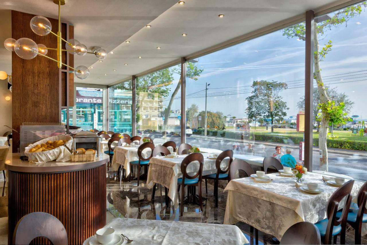 Hotel Vistamare Rivazzurra Di Rimini Zewnętrze zdjęcie